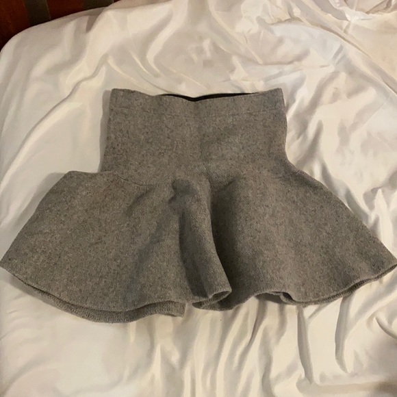 Grey circle skirt - Picture 1 of 2